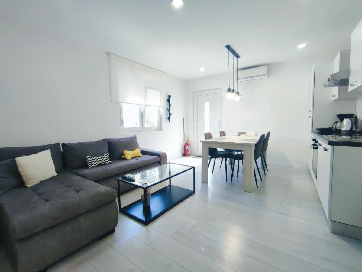 Apartamento Garden Sutomiscica Exterior foto