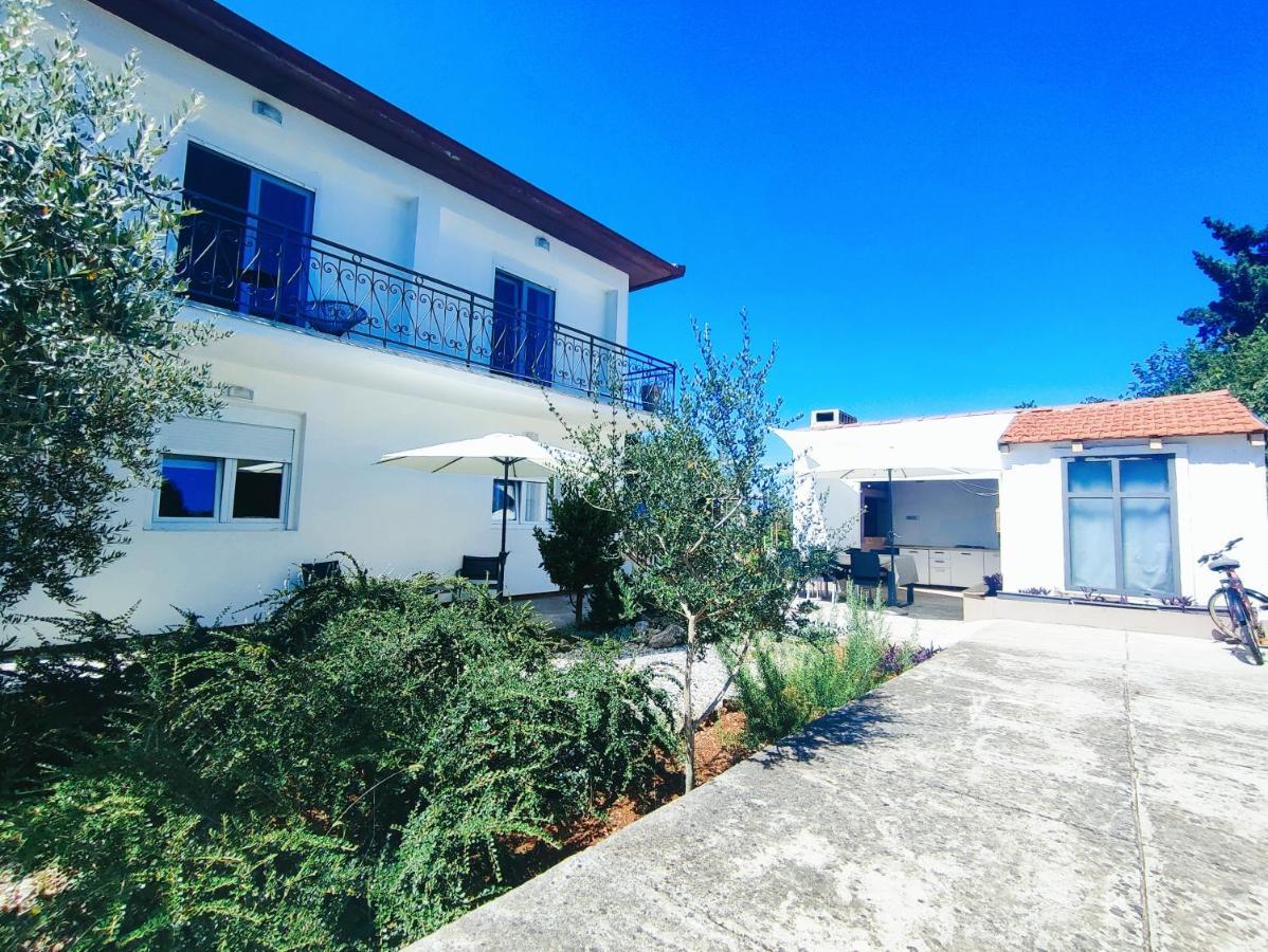 Apartamento Garden Sutomiscica Exterior foto